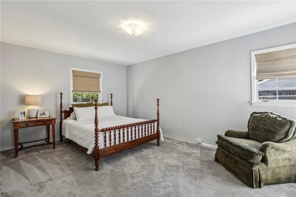 7310 Hunters Branch Drive, Atlanta, Georgia 30328, 5 Bedrooms Bedrooms, ,3 BathroomsBathrooms,Residential,Sold,7310 Hunters Branch Drive,7519135