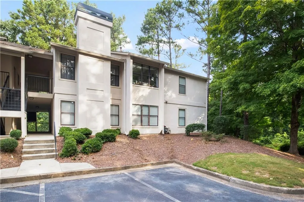 1312 Old Hammond Chase, Atlanta, Georgia 30350, 2 Bedrooms Bedrooms, ,2 BathroomsBathrooms,Residential,For Sale,1312 Old Hammond Chase,7649390