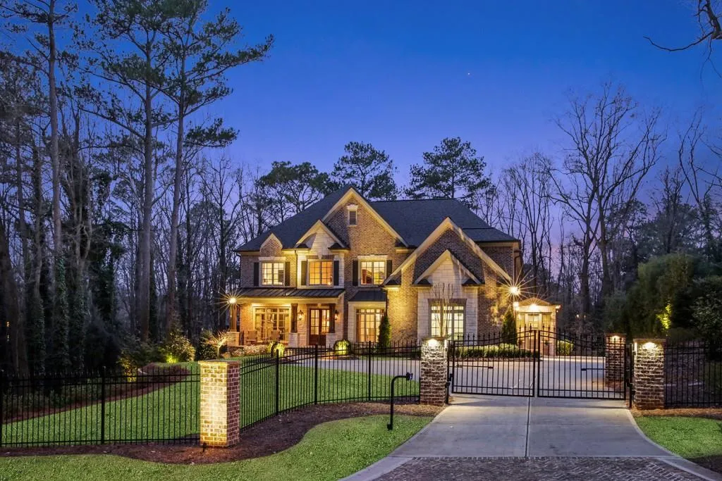 4764 Kitty Hawk Drive, Sandy Springs, Georgia 30342, 6 Bedrooms Bedrooms, ,7 BathroomsBathrooms,Residential,Sold,4764 Kitty Hawk Drive,5968176