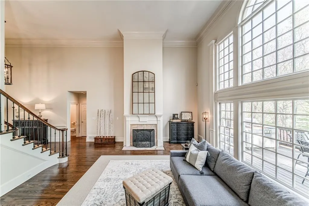 315 W Berwicke Common, Sandy Springs, Georgia 30342, 6 Bedrooms Bedrooms, ,5 BathroomsBathrooms,Residential,Sold,315 W Berwicke Common,6697639