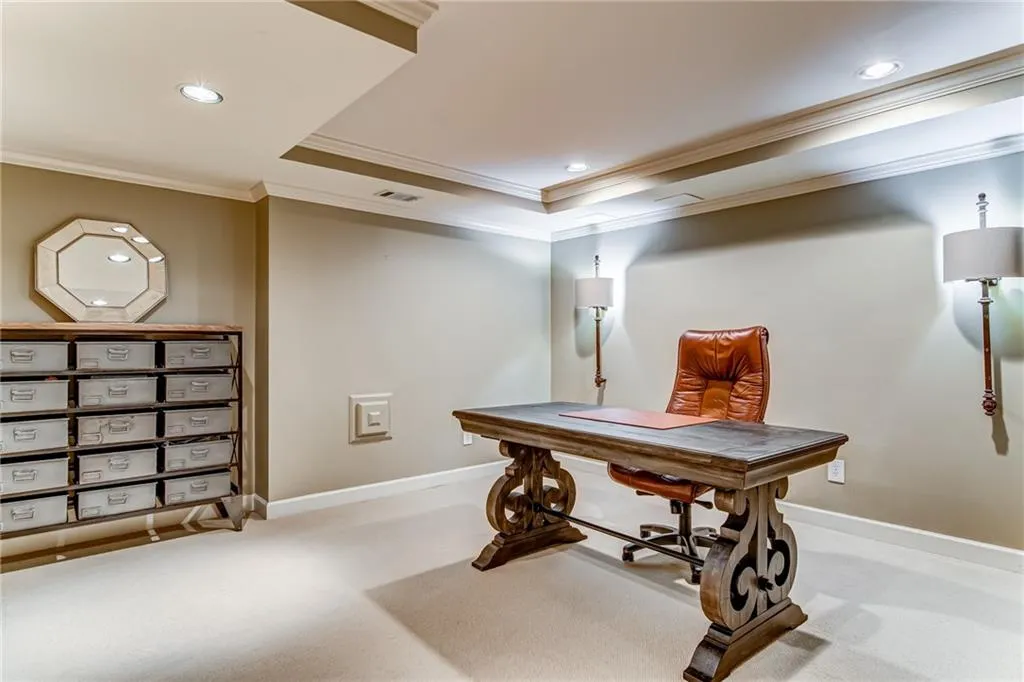 315 W Berwicke Common, Sandy Springs, Georgia 30342, 6 Bedrooms Bedrooms, ,5 BathroomsBathrooms,Residential,Sold,315 W Berwicke Common,6697639