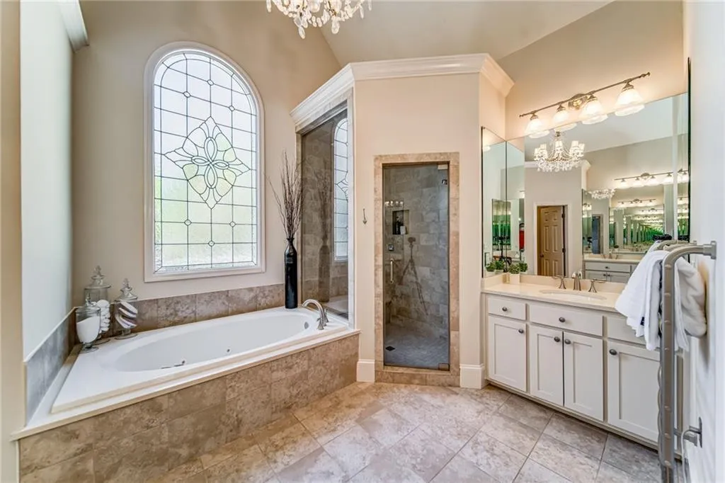 315 W Berwicke Common, Sandy Springs, Georgia 30342, 6 Bedrooms Bedrooms, ,5 BathroomsBathrooms,Residential,Sold,315 W Berwicke Common,6697639