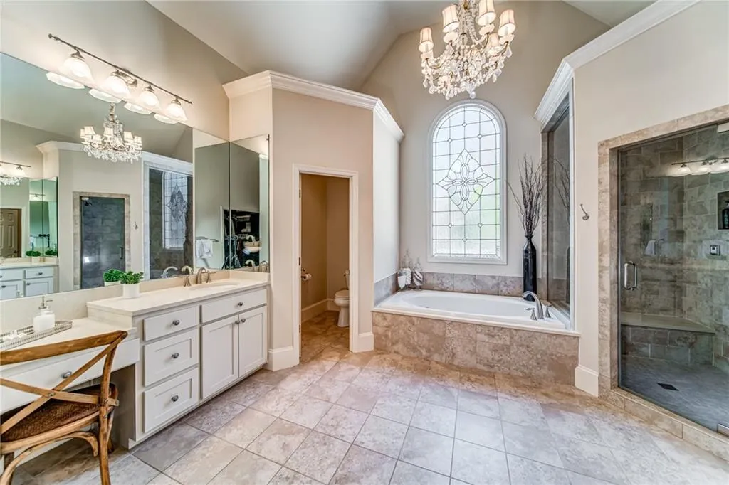 315 W Berwicke Common, Sandy Springs, Georgia 30342, 6 Bedrooms Bedrooms, ,5 BathroomsBathrooms,Residential,Sold,315 W Berwicke Common,6697639