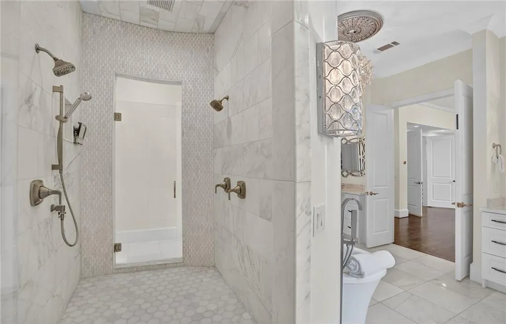 3620 Cloudland Drive Nw, Atlanta, Georgia 30327, 6 Bedrooms Bedrooms, ,6 BathroomsBathrooms,Residential,For Sale,3620 Cloudland Drive Nw,7620190