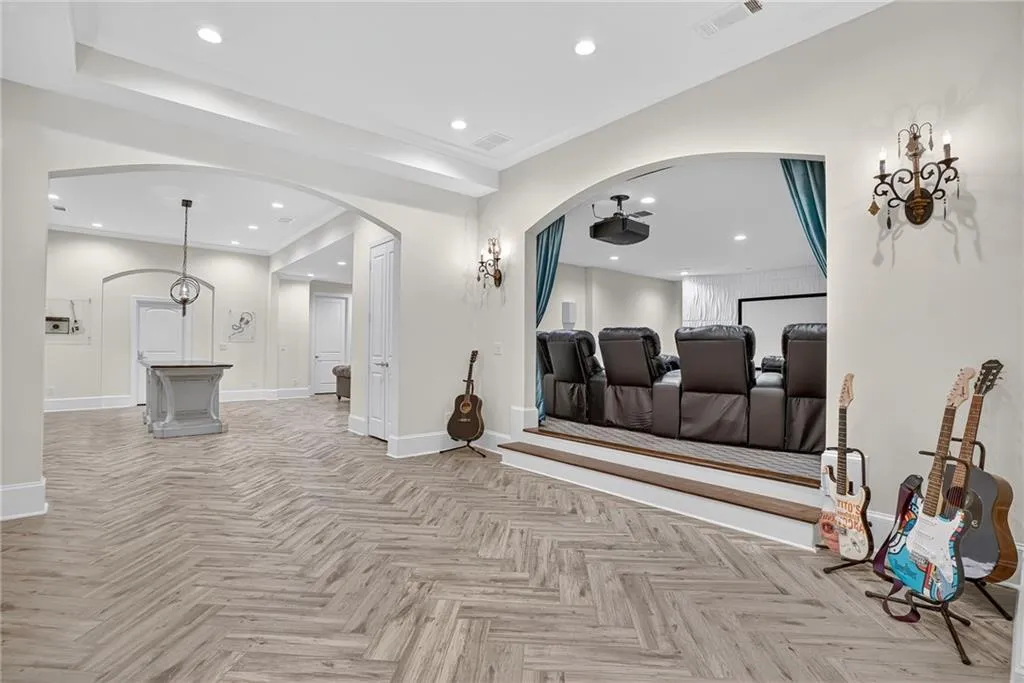 3620 Cloudland Drive Nw, Atlanta, Georgia 30327, 6 Bedrooms Bedrooms, ,6 BathroomsBathrooms,Residential,For Sale,3620 Cloudland Drive Nw,7620190