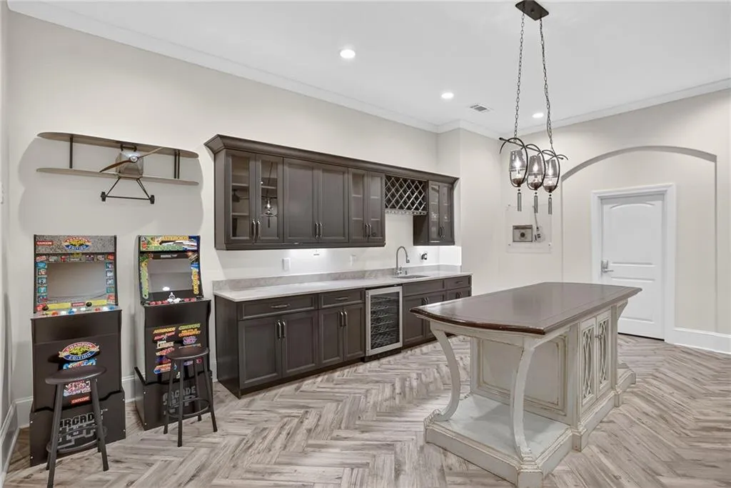 3620 Cloudland Drive Nw, Atlanta, Georgia 30327, 6 Bedrooms Bedrooms, ,6 BathroomsBathrooms,Residential,For Sale,3620 Cloudland Drive Nw,7620190