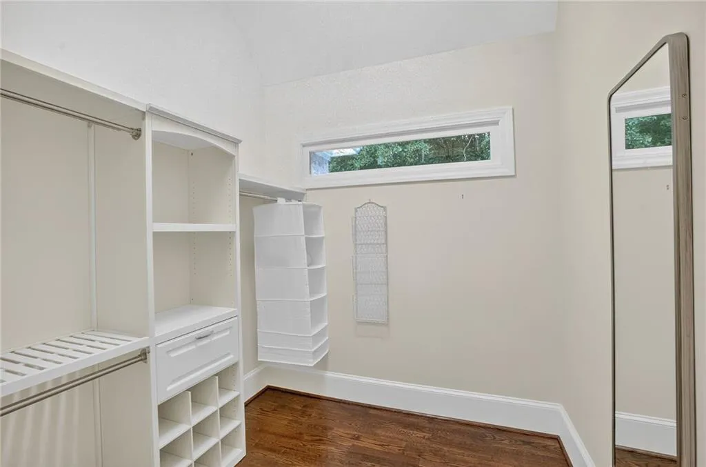 3620 Cloudland Drive Nw, Atlanta, Georgia 30327, 6 Bedrooms Bedrooms, ,6 BathroomsBathrooms,Residential,For Sale,3620 Cloudland Drive Nw,7620190
