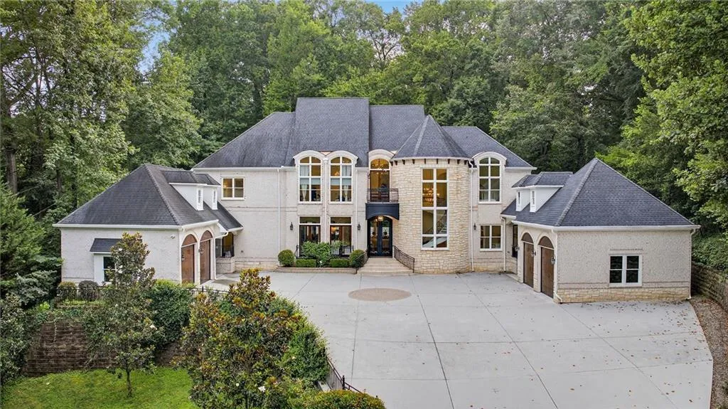 3620 Cloudland Drive Nw, Atlanta, Georgia 30327, 6 Bedrooms Bedrooms, ,6 BathroomsBathrooms,Residential,For Sale,3620 Cloudland Drive Nw,7620190