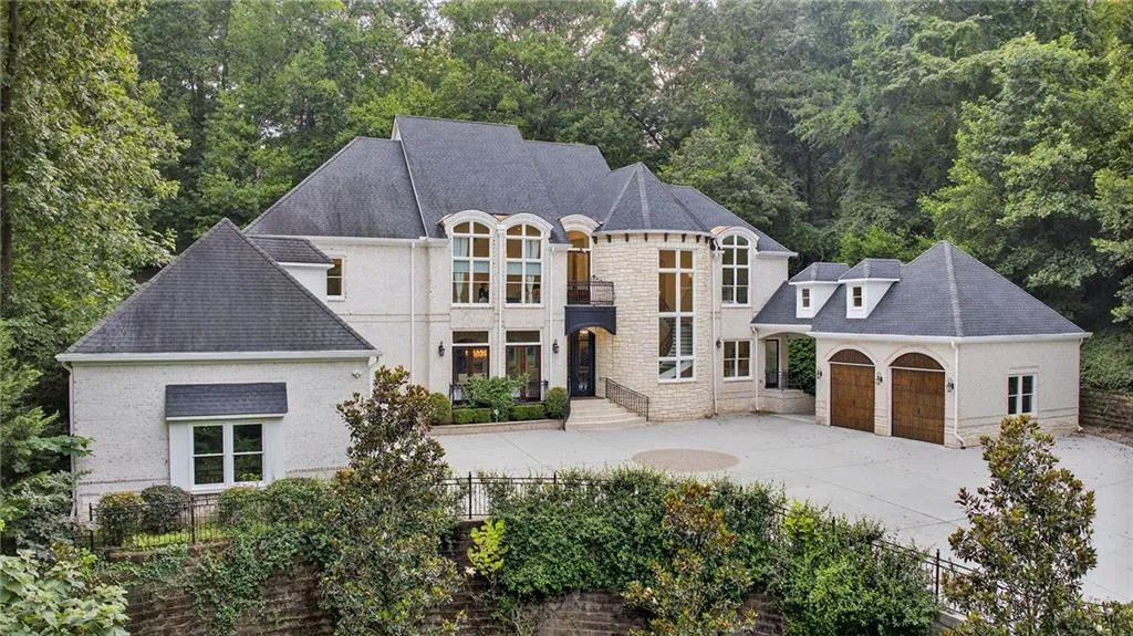 3620 Cloudland Drive Nw, Atlanta, Georgia 30327, 6 Bedrooms Bedrooms, ,6 BathroomsBathrooms,Residential,For Sale,3620 Cloudland Drive Nw,7620190