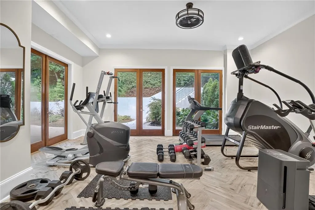 3620 Cloudland Drive Nw, Atlanta, Georgia 30327, 6 Bedrooms Bedrooms, ,6 BathroomsBathrooms,Residential,For Sale,3620 Cloudland Drive Nw,7620190