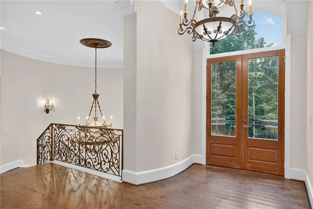 3620 Cloudland Drive Nw, Atlanta, Georgia 30327, 6 Bedrooms Bedrooms, ,6 BathroomsBathrooms,Residential,For Sale,3620 Cloudland Drive Nw,7620190