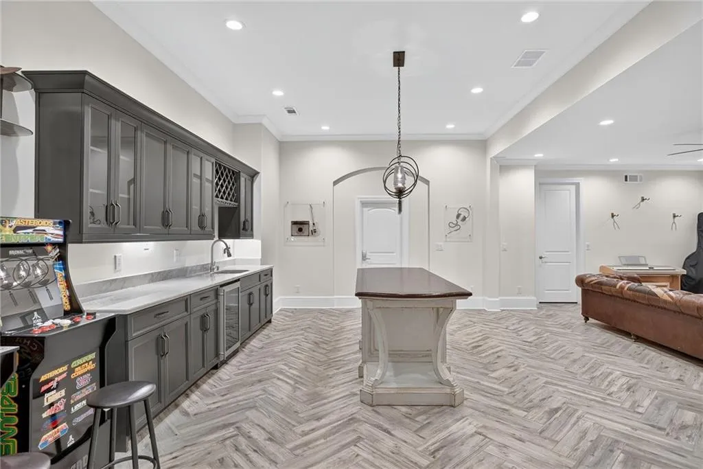 3620 Cloudland Drive Nw, Atlanta, Georgia 30327, 6 Bedrooms Bedrooms, ,6 BathroomsBathrooms,Residential,For Sale,3620 Cloudland Drive Nw,7620190