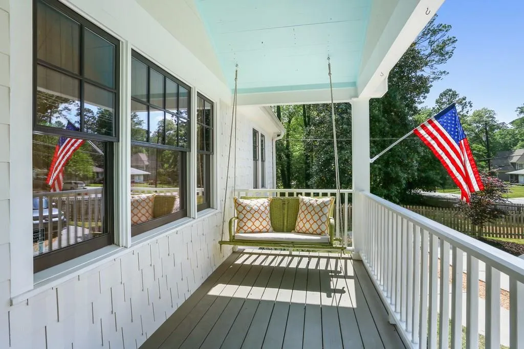 1631 Dresden Drive Ne, Brookhaven, Georgia 30319, 2 Bedrooms Bedrooms, ,1 BathroomBathrooms,Residential,Sold,1631 Dresden Drive Ne,6009722