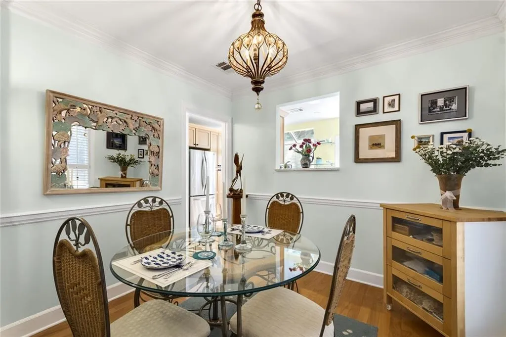 7500 Roswell Road Unit 29, Sandy Springs, Georgia 30350, 2 Bedrooms Bedrooms, ,2 BathroomsBathrooms,Residential,Sold,7500 Roswell Road Unit 29,6854908