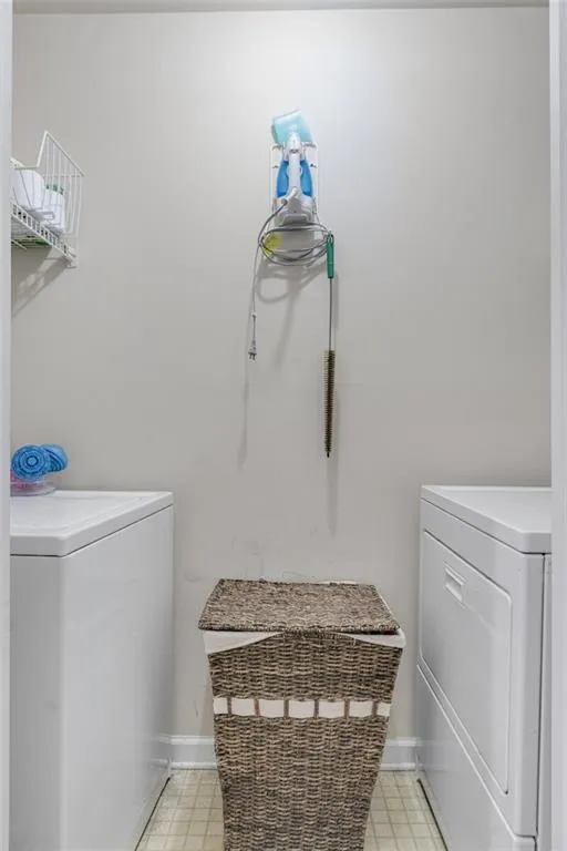 7500 Roswell Road Unit 29, Sandy Springs, Georgia 30350, 2 Bedrooms Bedrooms, ,2 BathroomsBathrooms,Residential,Sold,7500 Roswell Road Unit 29,6854908