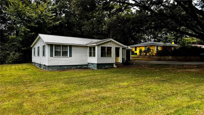 122 Cabin Creek Road, Commerce, Georgia 30529