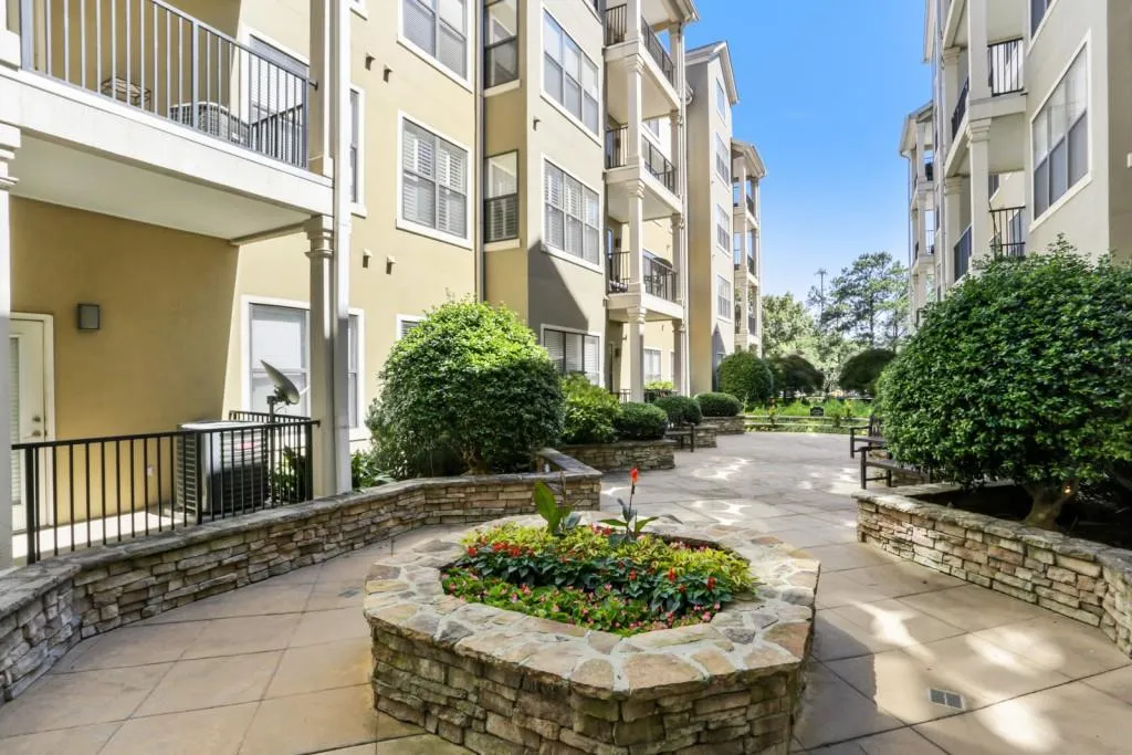799 Hammond Drive Unit 229, Sandy Springs, Georgia 30328, 2 Bedrooms Bedrooms, ,2 BathroomsBathrooms,Residential,Sold,799 Hammond Drive Unit 229,6900832