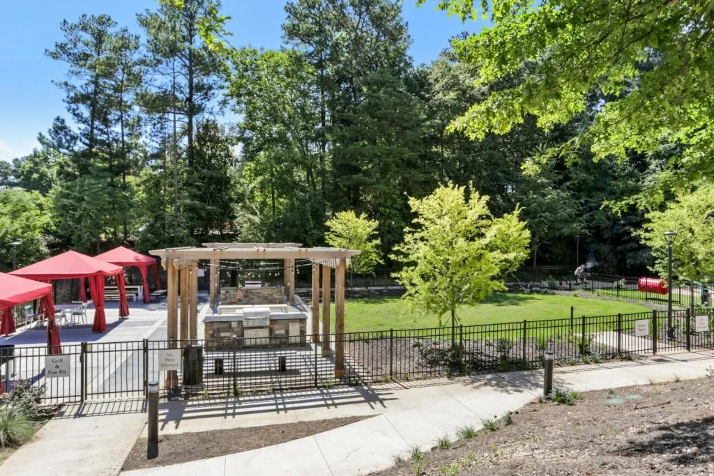 799 Hammond Drive Unit 229, Sandy Springs, Georgia 30328, 2 Bedrooms Bedrooms, ,2 BathroomsBathrooms,Residential,Sold,799 Hammond Drive Unit 229,6900832