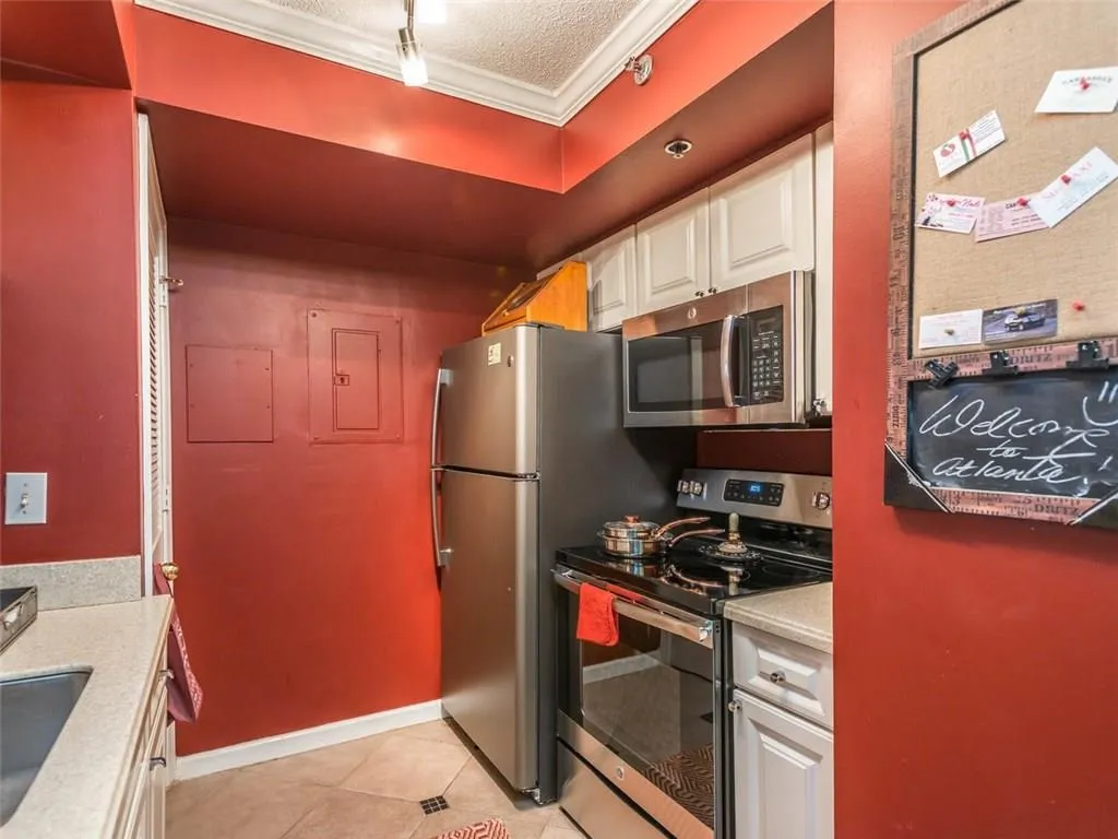 795 Hammond Drive Unit 405, Atlanta, Georgia 30328, 1 Bedroom Bedrooms, ,1 BathroomBathrooms,Residential,Sold,795 Hammond Drive Unit 405,5976928