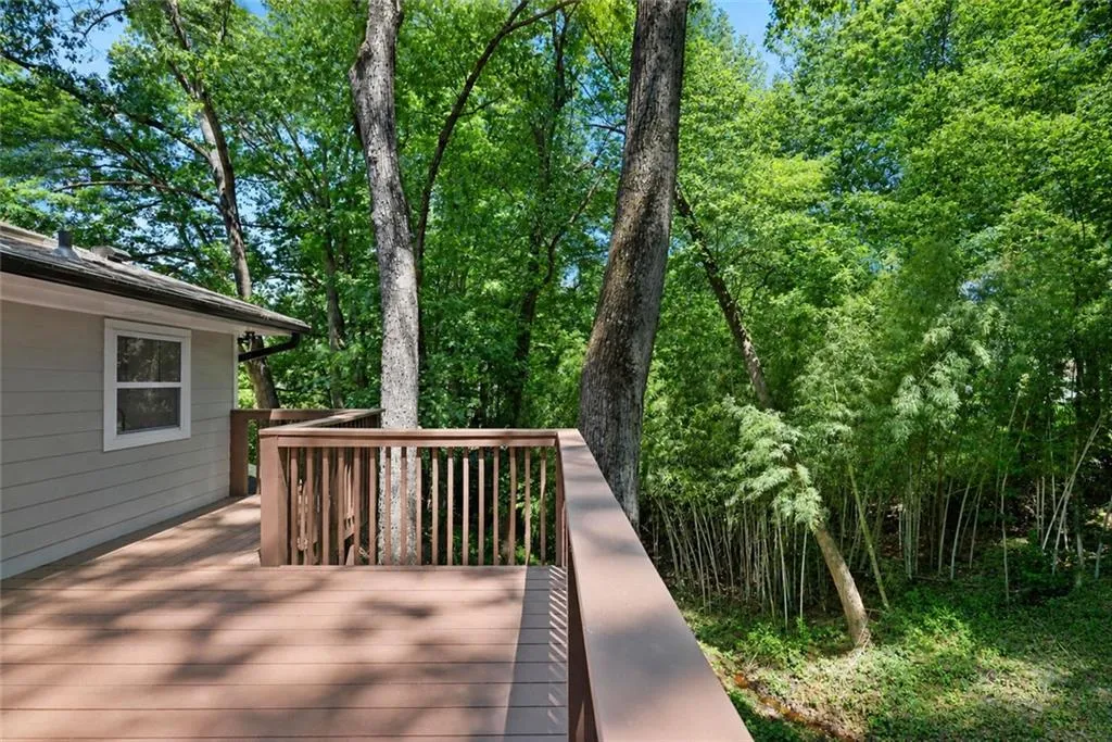 110 Bonnie Lane Ne, Sandy Springs, Georgia 30328, 3 Bedrooms Bedrooms, ,2 BathroomsBathrooms,Residential,For Sale,110 Bonnie Lane Ne,7765126