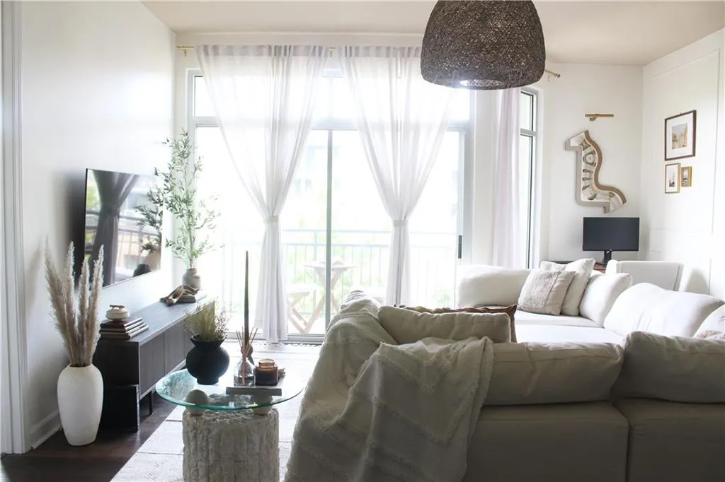 711 Cosmopolitan Drive Unit 413, Atlanta, Georgia 30324, 1 Bedroom Bedrooms, ,1 BathroomBathrooms,Residential,For Sale,711 Cosmopolitan Drive Unit 413,7662401