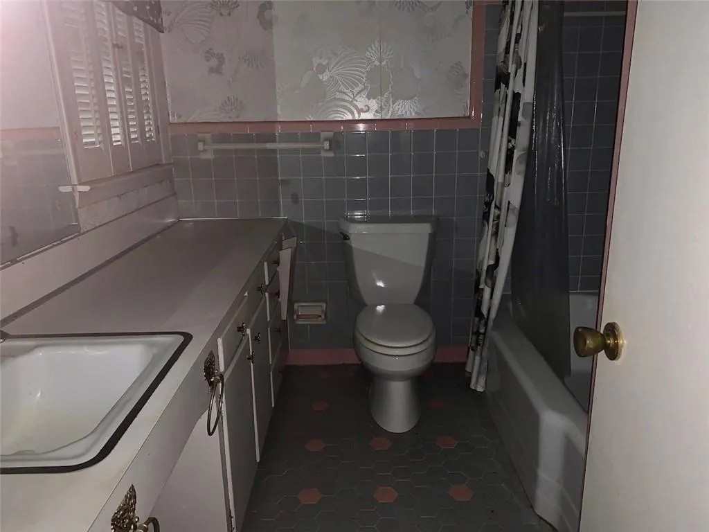 260 Forest Hills Drive, Sandy Springs, Georgia 30342, 4 Bedrooms Bedrooms, ,3 BathroomsBathrooms,Land,Sold,260 Forest Hills Drive,7031053 260 Forest Hills Drive, Sandy Springs, Georgia 30342, 4 Bedrooms Bedrooms, ,3 BathroomsBathrooms,Land,Sold,260 Forest Hills Drive,7031053