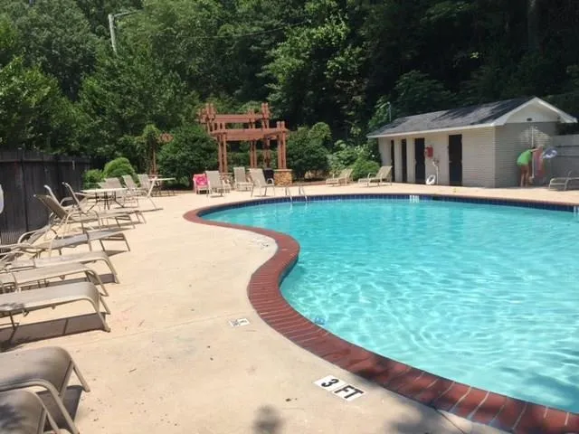 6940 Roswell Road Unit 9c, Atlanta, Georgia 30328, 2 Bedrooms Bedrooms, ,1 BathroomBathrooms,Residential,Sold,6940 Roswell Road Unit 9c,5712148