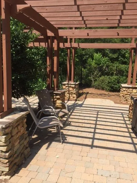 6940 Roswell Road Unit 9c, Atlanta, Georgia 30328, 2 Bedrooms Bedrooms, ,1 BathroomBathrooms,Residential,Sold,6940 Roswell Road Unit 9c,5712148