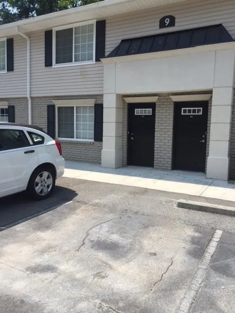 6940 Roswell Road Unit 9c, Atlanta, Georgia 30328, 2 Bedrooms Bedrooms, ,1 BathroomBathrooms,Residential,Sold,6940 Roswell Road Unit 9c,5712148