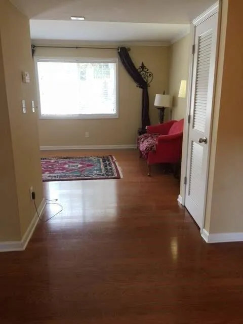 6940 Roswell Road Unit 9c, Atlanta, Georgia 30328, 2 Bedrooms Bedrooms, ,1 BathroomBathrooms,Residential,Sold,6940 Roswell Road Unit 9c,5712148