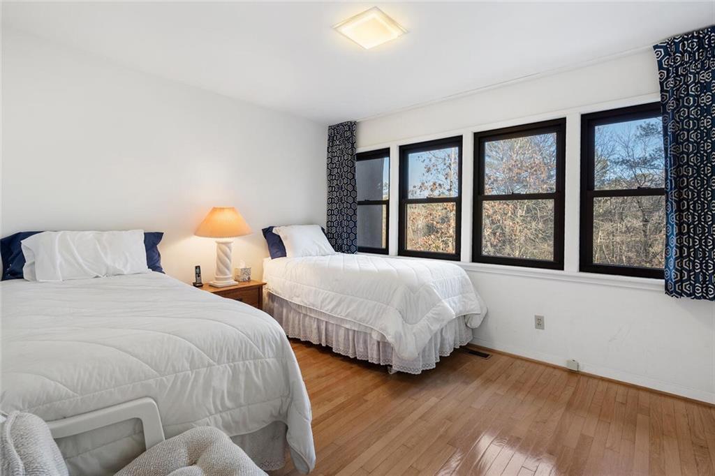 4978 Rebel Trail, Sandy Springs, Georgia 30327, 4 Bedrooms Bedrooms, ,4 BathroomsBathrooms,Residential,Sold,4978 Rebel Trail,7325941