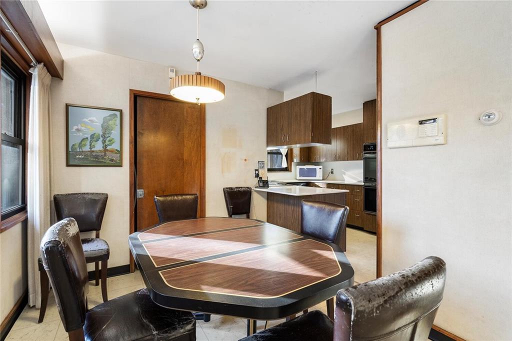 4978 Rebel Trail, Sandy Springs, Georgia 30327, 4 Bedrooms Bedrooms, ,4 BathroomsBathrooms,Residential,Sold,4978 Rebel Trail,7325941