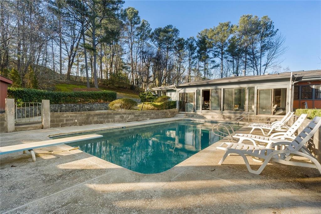 4978 Rebel Trail, Sandy Springs, Georgia 30327, 4 Bedrooms Bedrooms, ,4 BathroomsBathrooms,Residential,Sold,4978 Rebel Trail,7325941