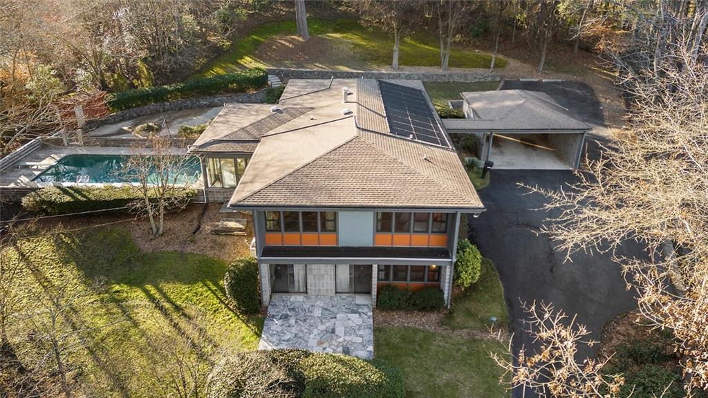 Roof 10 years old, generator.