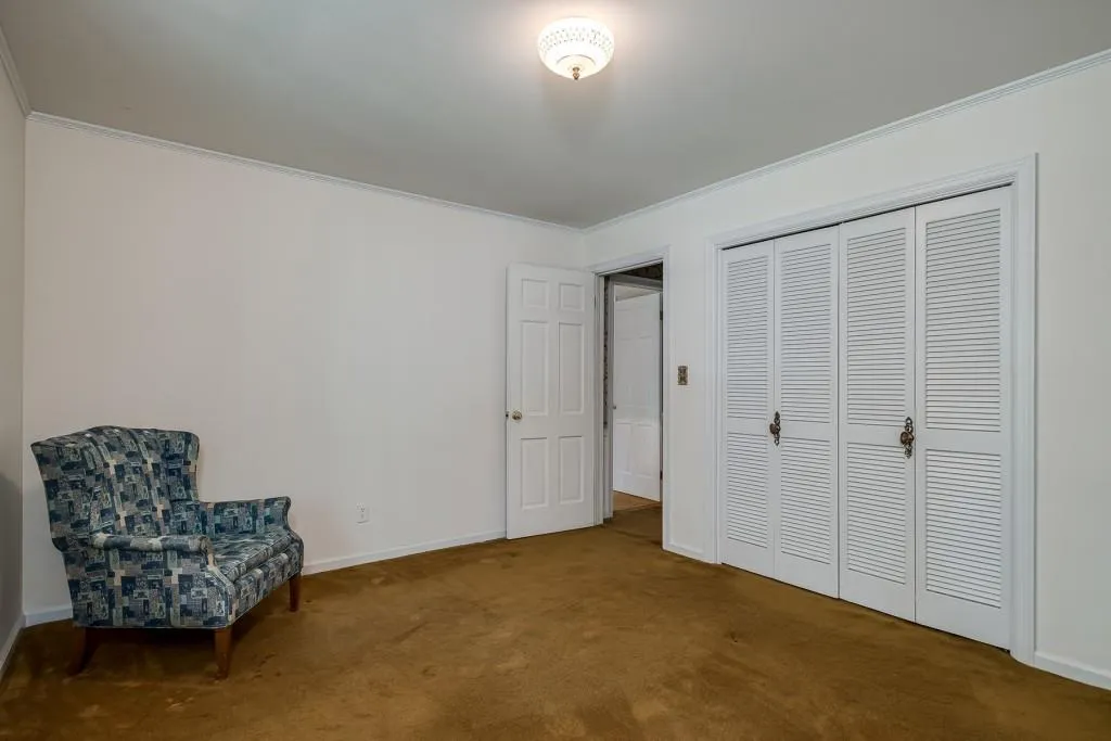 35 River Court Parkway, Sandy Springs, Georgia 30328, 4 Bedrooms Bedrooms, ,2 BathroomsBathrooms,Residential,Sold,35 River Court Parkway,6871288