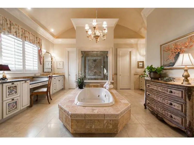 5151 Long Island Drive Nw, Atlanta, Georgia 30327, 5 Bedrooms Bedrooms, ,5 BathroomsBathrooms,Residential,Sold,5151 Long Island Drive Nw,5761274