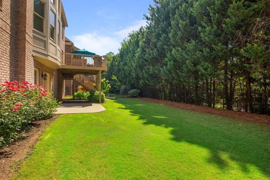 6297 Mount Vernon Oaks Drive, Sandy Springs, Georgia 30328, 5 Bedrooms Bedrooms, ,4 BathroomsBathrooms,Residential,Sold,6297 Mount Vernon Oaks Drive,6754879