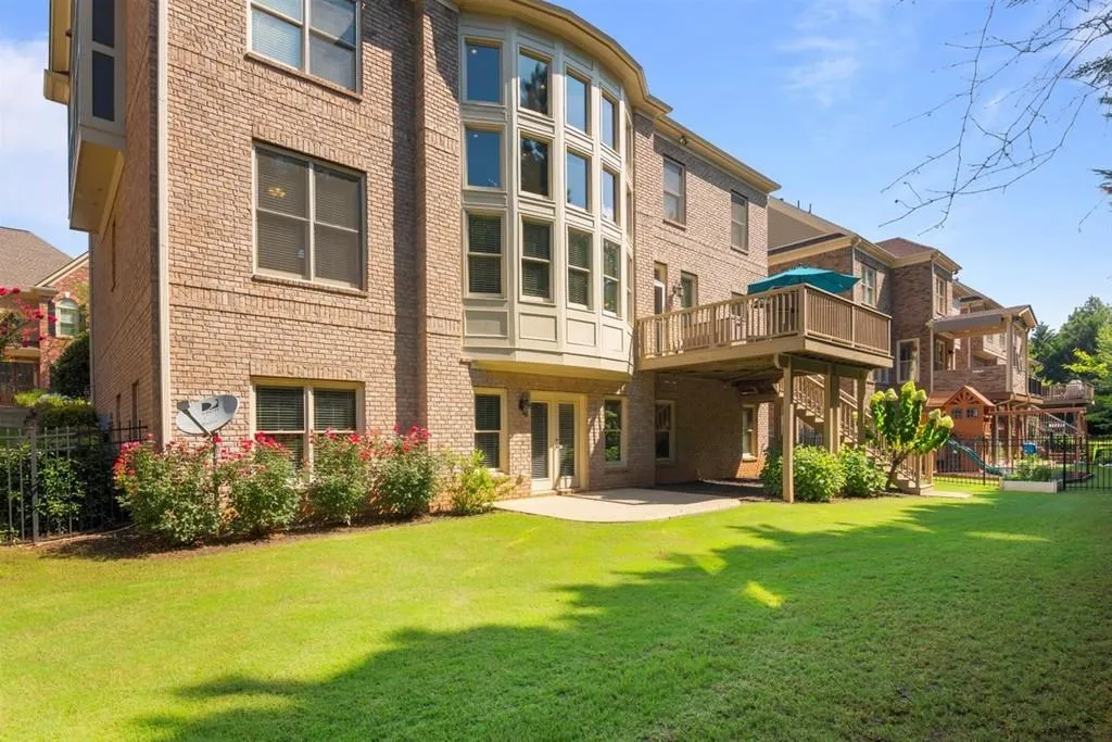 6297 Mount Vernon Oaks Drive, Sandy Springs, Georgia 30328, 5 Bedrooms Bedrooms, ,4 BathroomsBathrooms,Residential,Sold,6297 Mount Vernon Oaks Drive,6754879