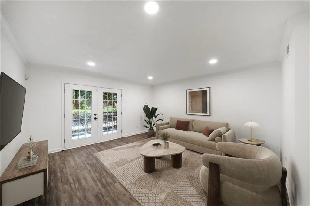 3470 Essex Avenue Unit 82, Atlanta, Georgia 30339, 2 Bedrooms Bedrooms, 0 ,2 BathroomsBathrooms,Residential,For Sale,3470 Essex Avenue Unit 82,7682986