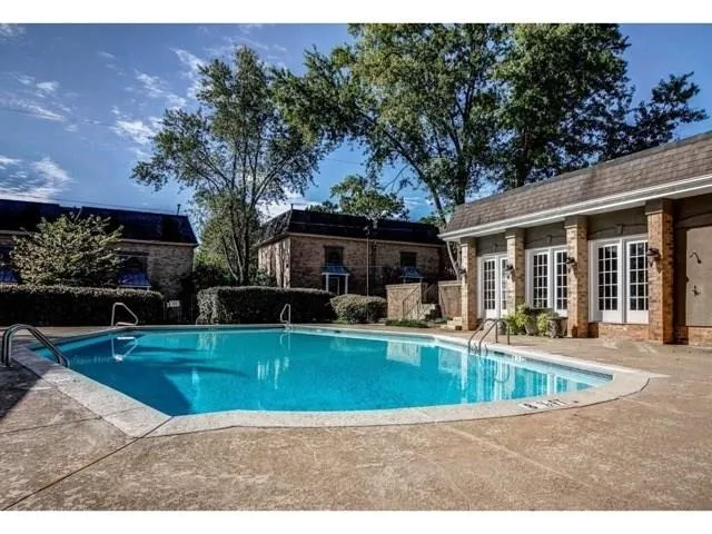 6980 Roswell Road Ne Unit H4, Atlanta, Georgia 30328, 3 Bedrooms Bedrooms, ,2 BathroomsBathrooms,Residential,Sold,6980 Roswell Road Ne Unit H4,5682068