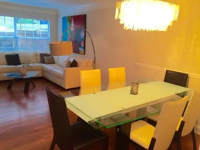 6980 Roswell Road Ne Unit H4, Atlanta, Georgia 30328, 3 Bedrooms Bedrooms, ,2 BathroomsBathrooms,Residential,Sold,6980 Roswell Road Ne Unit H4,5682068