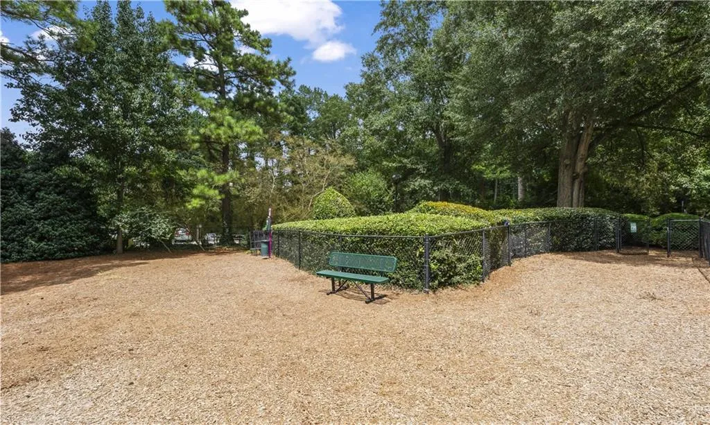 3650 Ashford Dunwoody Road Ne Unit 515, Atlanta, Georgia 30319, 1 Bedroom Bedrooms, ,1 BathroomBathrooms,Residential,For Sale,3650 Ashford Dunwoody Road Ne Unit 515,7632775