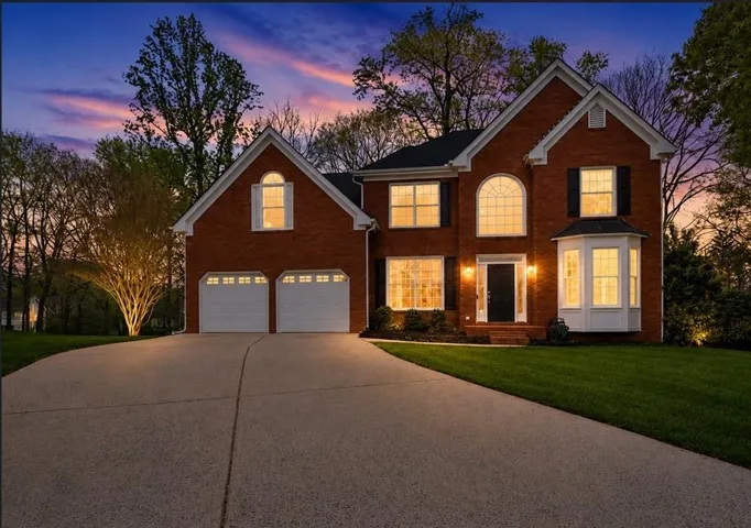 1826 Lone Oak Court, Lawrenceville, Georgia 30043