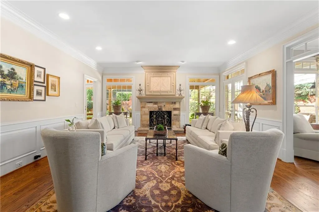 1805 Brandon Hall Drive, Sandy Springs, Georgia 30350, 5 Bedrooms Bedrooms, ,4 BathroomsBathrooms,Residential,Sold,1805 Brandon Hall Drive,7210210
