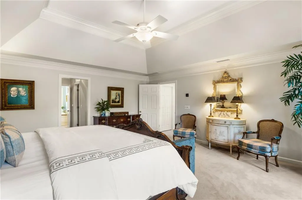 1805 Brandon Hall Drive, Sandy Springs, Georgia 30350, 5 Bedrooms Bedrooms, ,4 BathroomsBathrooms,Residential,Sold,1805 Brandon Hall Drive,7210210
