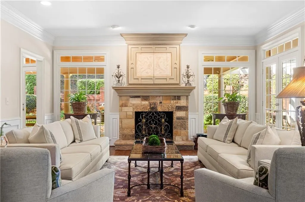 1805 Brandon Hall Drive, Sandy Springs, Georgia 30350, 5 Bedrooms Bedrooms, ,4 BathroomsBathrooms,Residential,Sold,1805 Brandon Hall Drive,7210210