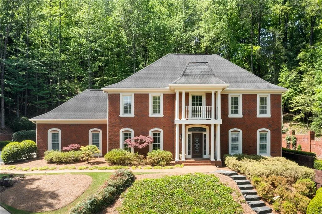 1805 Brandon Hall Drive, Sandy Springs, Georgia 30350, 5 Bedrooms Bedrooms, ,4 BathroomsBathrooms,Residential,Sold,1805 Brandon Hall Drive,7210210
