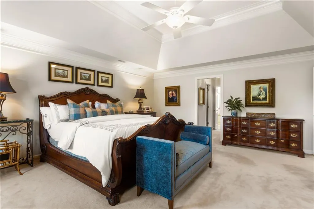 1805 Brandon Hall Drive, Sandy Springs, Georgia 30350, 5 Bedrooms Bedrooms, ,4 BathroomsBathrooms,Residential,Sold,1805 Brandon Hall Drive,7210210