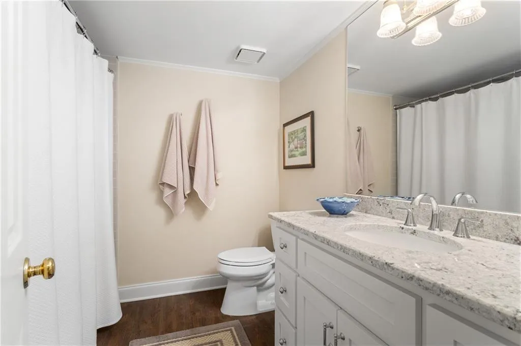 1805 Brandon Hall Drive, Sandy Springs, Georgia 30350, 5 Bedrooms Bedrooms, ,4 BathroomsBathrooms,Residential,Sold,1805 Brandon Hall Drive,7210210