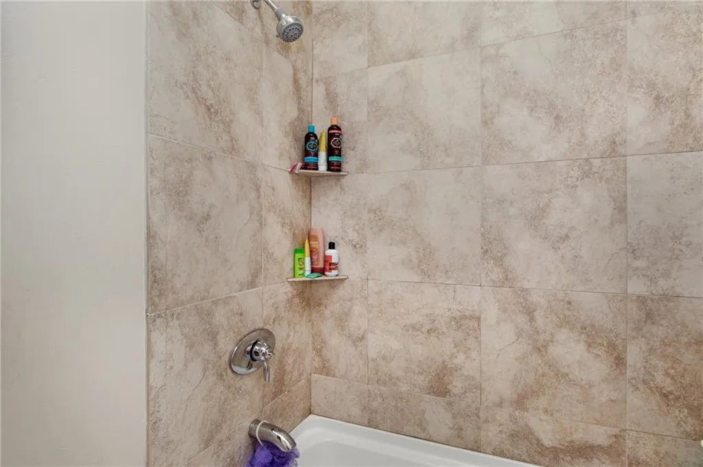 1467 Monroe Drive Ne Unit 11, Atlanta, Georgia 30324, 2 Bedrooms Bedrooms, ,2 BathroomsBathrooms,Residential,For Sale,1467 Monroe Drive Ne Unit 11,7630209